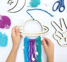 Load image into Gallery viewer, Seedling Yarn Tie Wall Hangings