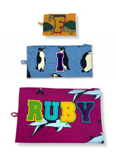 Load image into Gallery viewer, Personalised your Flat Pouch Set / Vacation Animals
