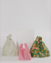Load and play video in Gallery viewer, Baby Baggu / Extra Pink
