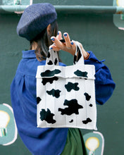 Load image into Gallery viewer, Co-Knitty / Cow / White
