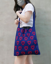 Load image into Gallery viewer, Knitty / Heart / Red
