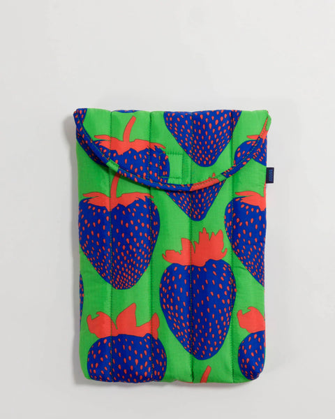 Puffy Laptop Sleeve / Electric Strawberry Cobalt 13