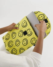 Load image into Gallery viewer, Puffy Laptop Sleeve / Yellow Happy 16&quot; (Large)
